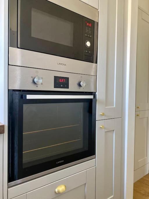 3 Bedroom Well Connected Family Home Free Parking Edimburgo Exterior foto