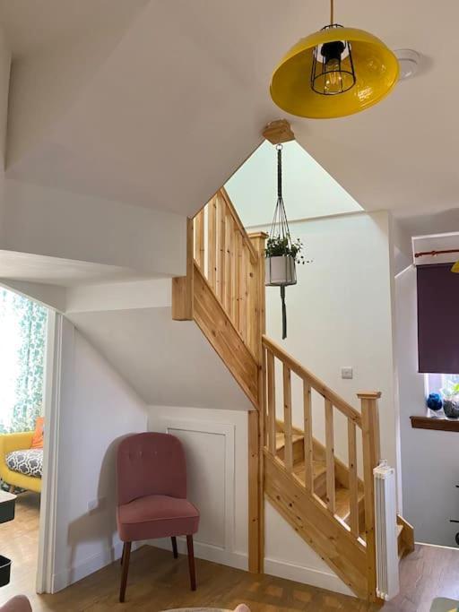 3 Bedroom Well Connected Family Home Free Parking Edimburgo Exterior foto